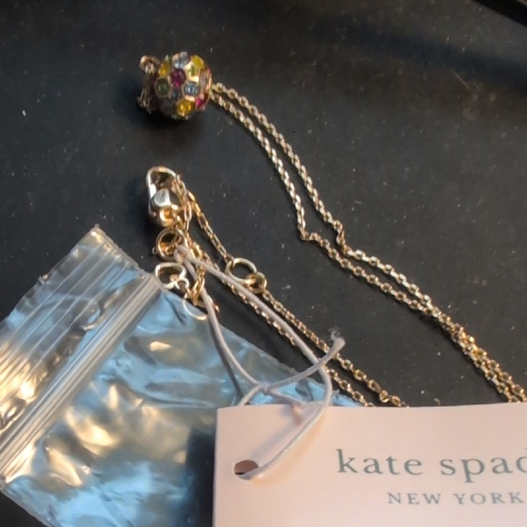 Kate Spade Gold and Multicolor Necklace with Elegant Pendant NWT NEW WITH TAG - Picture 7 of 8